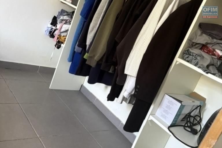A LOUER Maison de type F2 sur SAINT-GILLES LES HAUTS &agrave; 700 euros!!