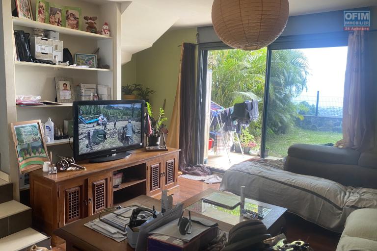 Exclusivit&eacute; - Villa T4 avec vue mer &agrave; Pichette - La Possession.