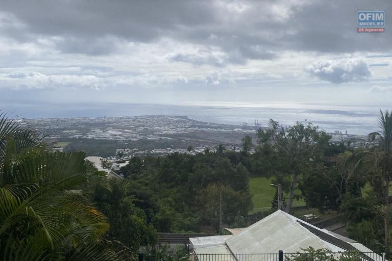Exclusivit&eacute; - Villa T4 avec vue mer &agrave; Pichette - La Possession.
