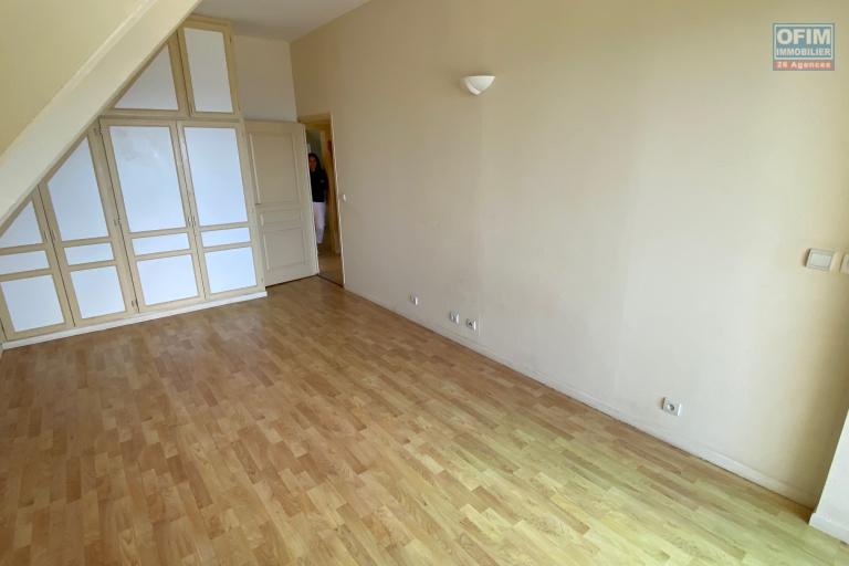 A louer &agrave; La Montagne belle maison T5 dans le lotissement les Filaos