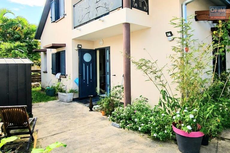 &Agrave; louer maison F4, 3 chambres, cuisine &eacute;quip&eacute;e, terrasse, jardin cl&ocirc;tur&eacute;, e...