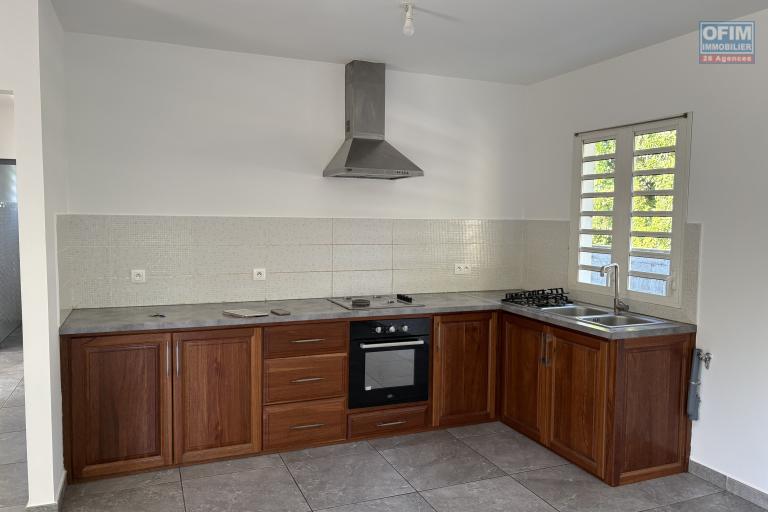 A louer Villa T4 de 81 m2 &agrave; Bras Madeleine Saint-Benoit