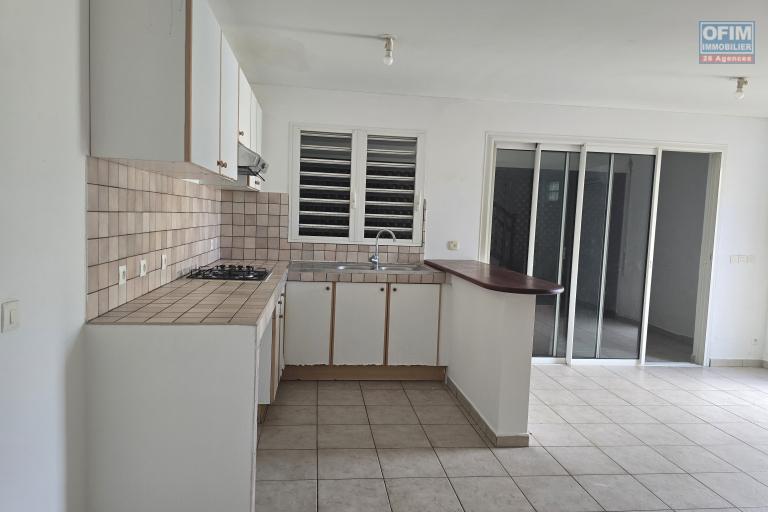 &Agrave; VENDRE &agrave; Saint-Andr&eacute; duplex F3 de 60m2