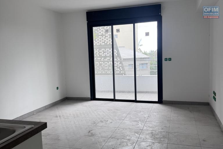 A louer bel appartement NEUF de type F2 sur la r&eacute;sidence ARTY &agrave; Sainte Clotilde LA BRETAGNE