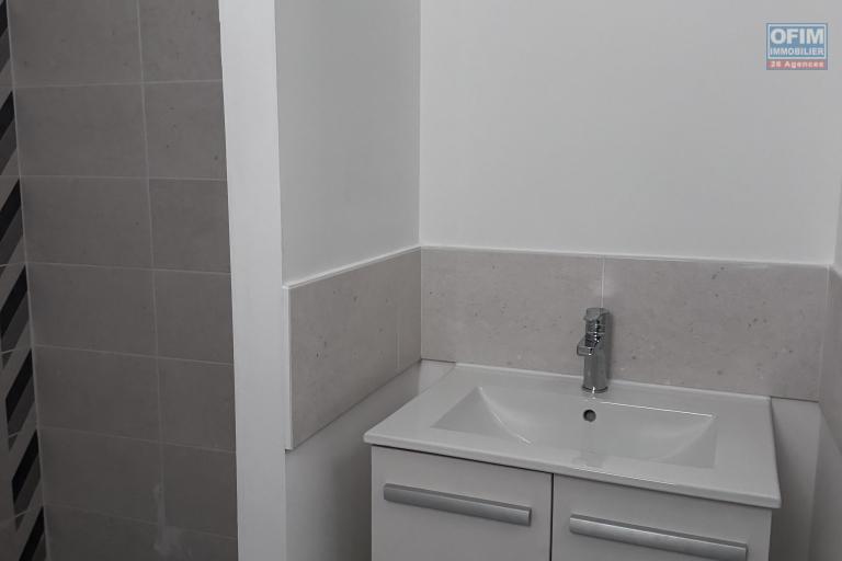 A louer bel appartement NEUF de type F2 sur la r&eacute;sidence ARTY &agrave; Sainte Clotilde LA BRETAGNE