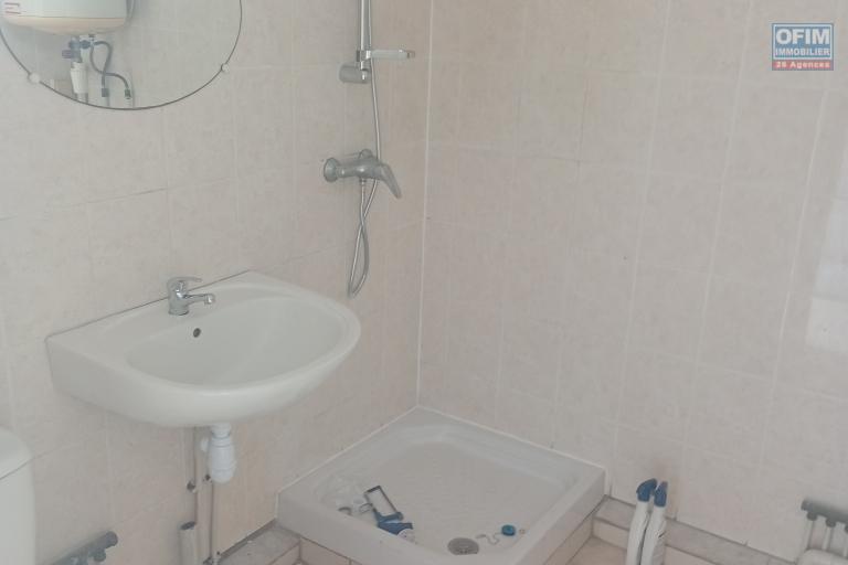 A LOUER APPARTEMENT F1 BIS DE 46 M2 A LA SALINE LES BAINS