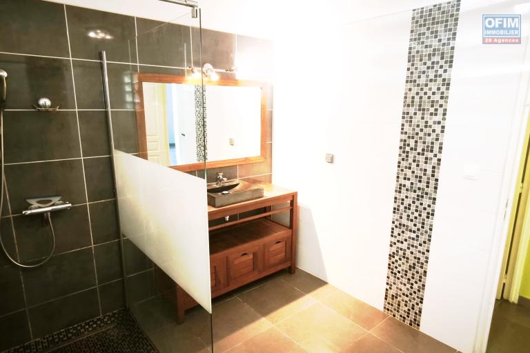 Belle villa F3 de 96 m2 avec un grand jardin à St-Pierre