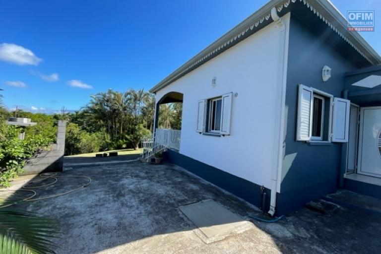 Une jolie villa meubl&eacute;e et arbor&eacute;e &agrave; Bassin Plat St Pierre &icirc;le de la R&eacute;union