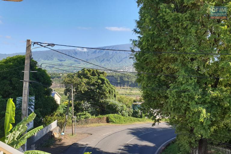 Un jolie F2 de 51m2 à Bois d'Olive île de la Réunion