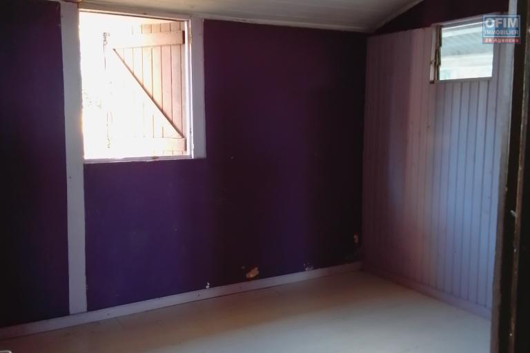 Villa F4 duplex à rénover