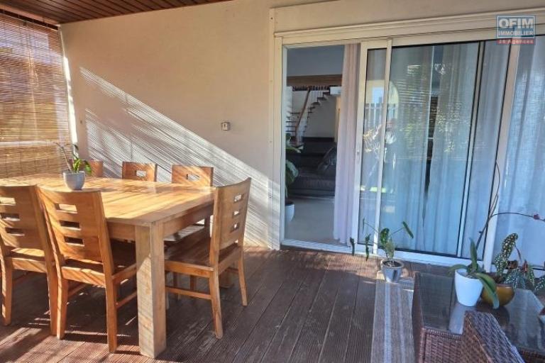 A louer sublime villa MEUBLE de type F7- prestations haut de gamme et environnement paisible