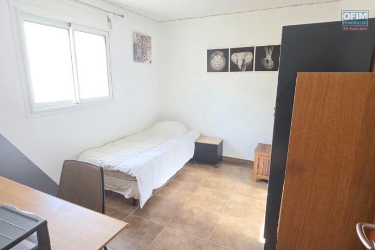 A louer sublime villa MEUBLE de type F7- prestations haut de gamme et environnement paisible