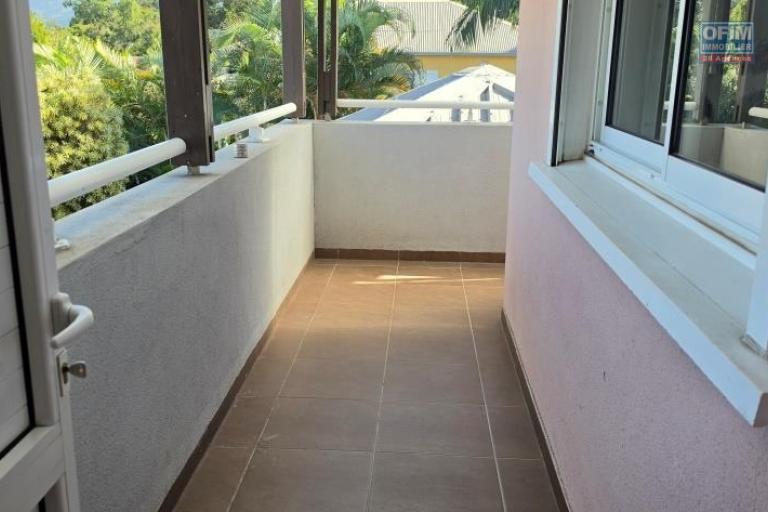 A louer sublime villa MEUBLE de type F7- prestations haut de gamme et environnement paisible