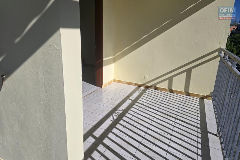 À LOUER SAINT-ANDRÉ T3 DE 62 M2
