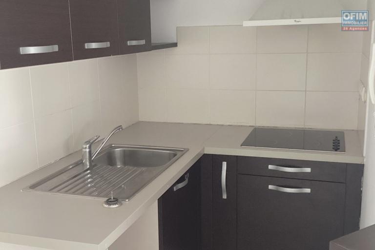 A vendre T2 R&eacute;sidence flamboyant St Denis