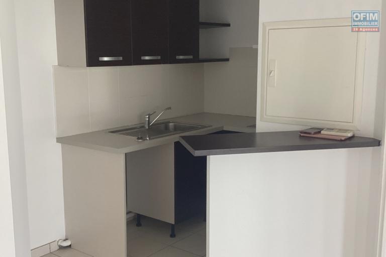 A vendre T2 R&eacute;sidence flamboyant St Denis