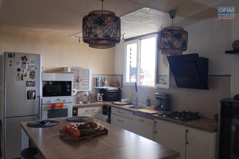A vendre - Boucan - T3 Varangue vue mer + Studio indépendant - 578947 euros