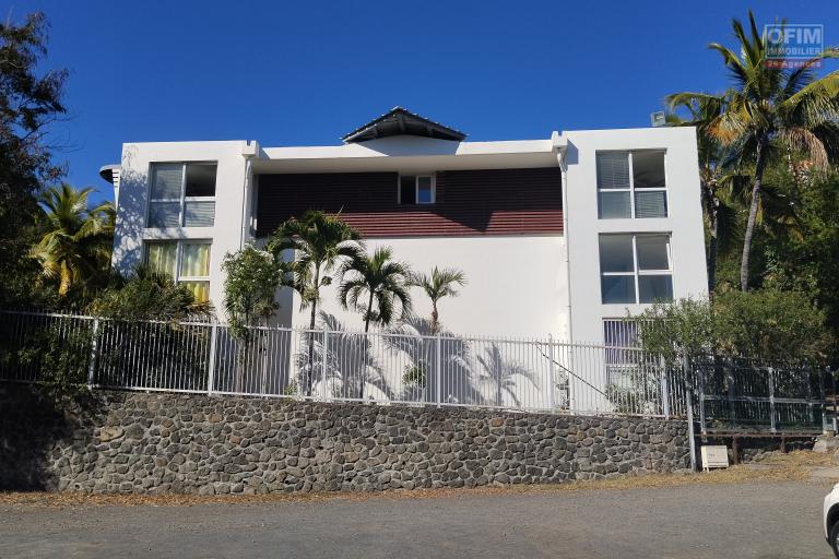 A vendre - Boucan - T3 Varangue vue mer + Studio ind&eacute;pendant - 578947 euros