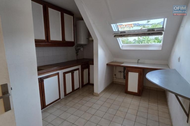 &Agrave; louer &ndash; Appartement duplex F4/5 a Mongaillard