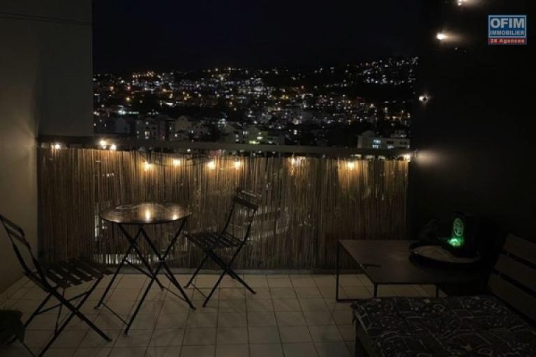 bel appartement meubl&eacute; situ&eacute; dans la R&eacute;sidence Carr&eacute;cube, 1 chambre, balcon, vue d&eacute;gag&eacute;e