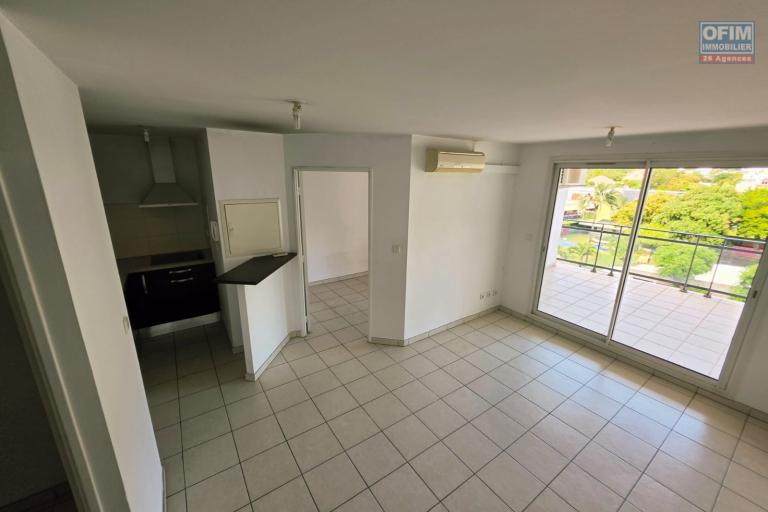 A vendre un appartement T2 de 45m2 dans la r&eacute;sidence Les Flamboyant Saint-Denis ville REUNION
