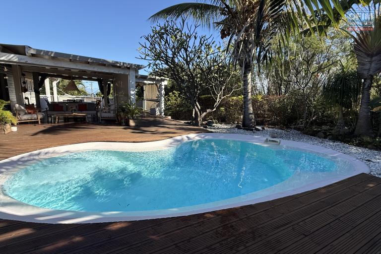 Magnifique villa F5/6 + studio indépendant, d'une surface habitable de 165 m² ...