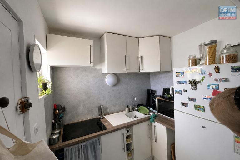 Saint-Gilles-les-Bains &ndash; Ensemble immobilier T2 + espace am&eacute;nag&eacute; ind&eacute;pendant