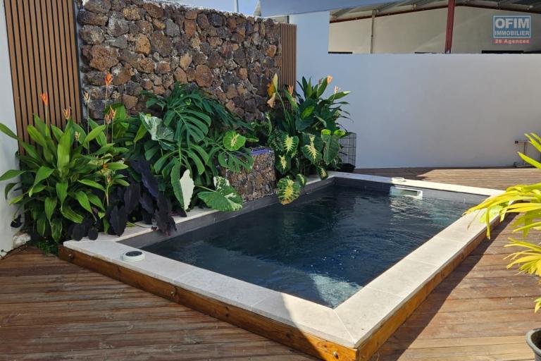 Villa T5 contemporaine de 2025 avec piscine – La Rivière Saint-Louis