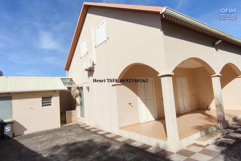 Jolie villa F4/F5 de 150 m2 &agrave; Vincendo