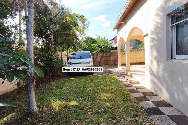 Jolie villa F4/F5 de 150 m2 &agrave; Vincendo