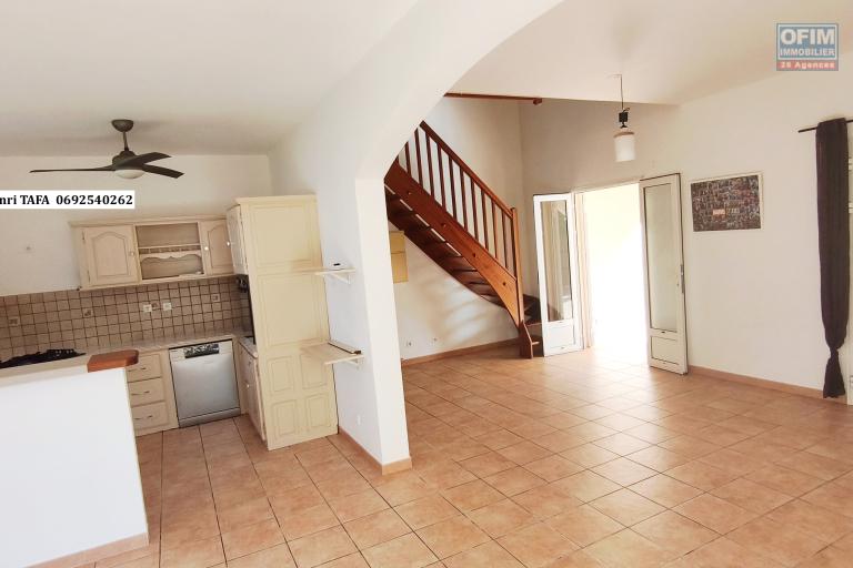 Jolie villa F4/F5 de 150 m2 &agrave; Vincendo