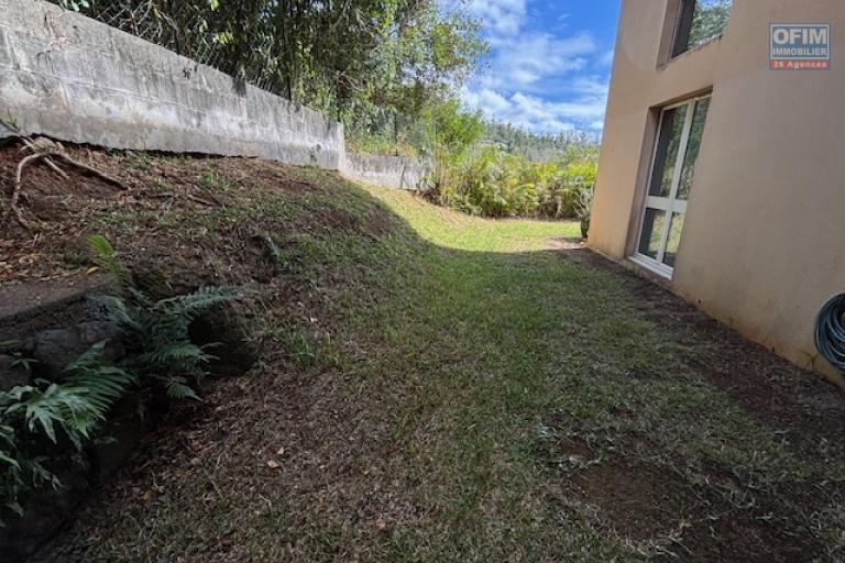 Beau T3 &agrave; louer en rez de jardin dans la r&eacute;sidence Les huppes de bourbon, &agrave; La Montagne