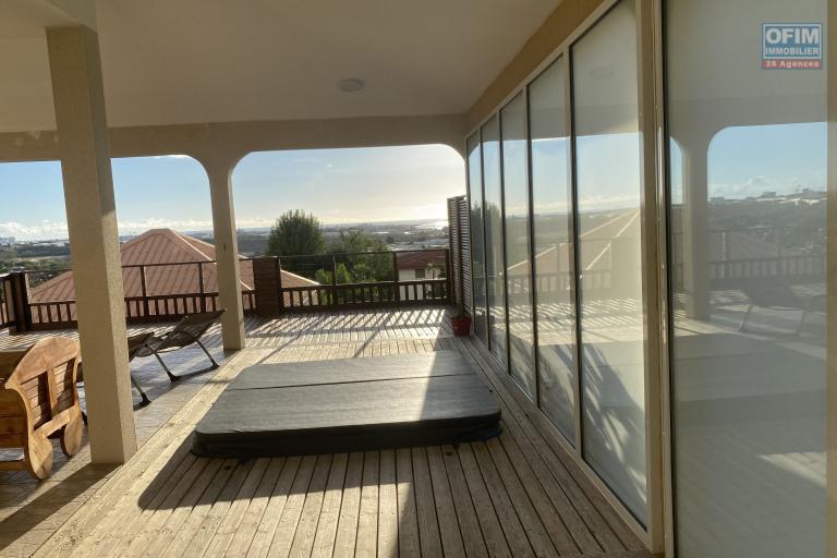 A vendre Villa d'exception avec vue sur océan Quartier Boeuf-Mort LA POSSESSION