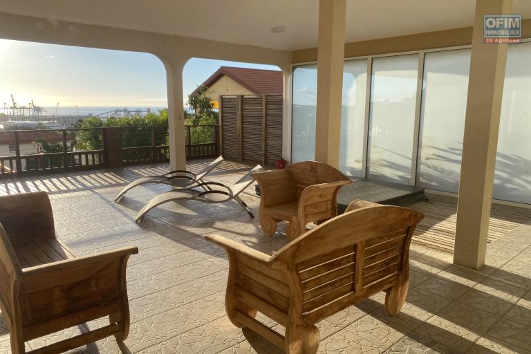 A vendre Villa d'exception avec vue sur océan Quartier Boeuf-Mort LA POSSESSION