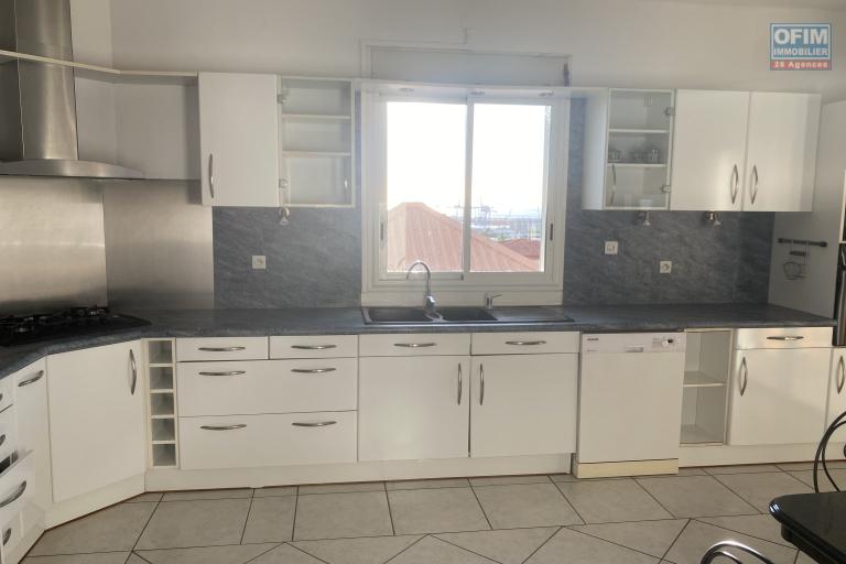 A vendre Villa d'exception avec vue sur océan Quartier Boeuf-Mort LA POSSESSION