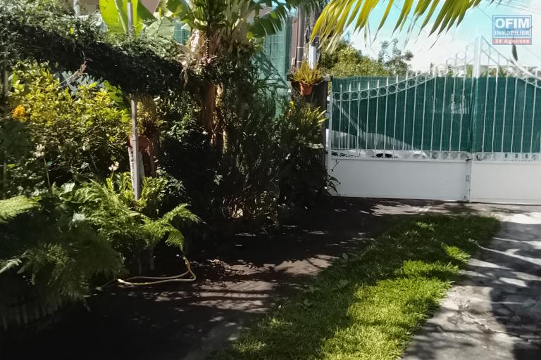 Villa f5 avec deux d&eacute;pendances