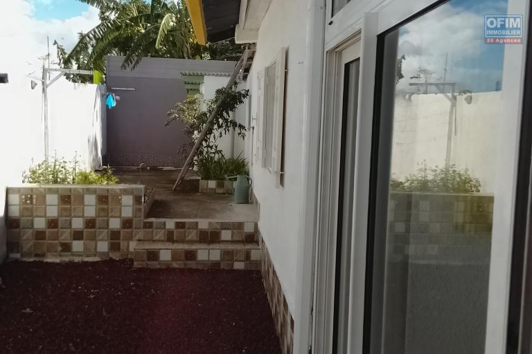 Villa f5 avec deux d&eacute;pendances