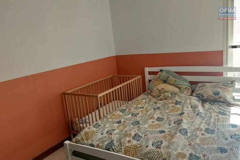 A louer à Piton Saint Leu appartement T4 triplex en rez de jardin de 92 m2