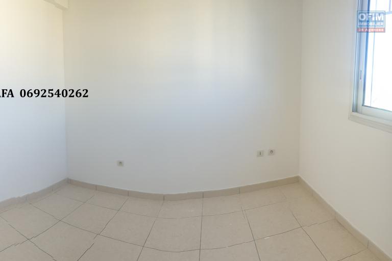 Bel appartement T2 de 54,65 m2 avec vue mer et montagne - Chambre climatisée