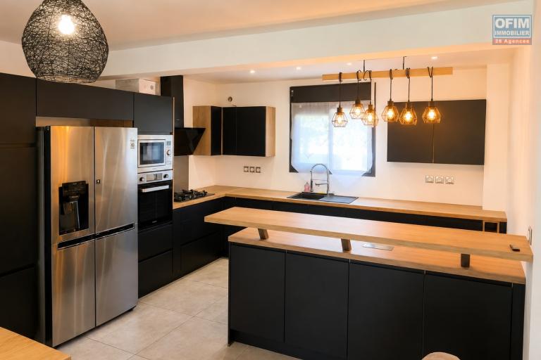 🏡 EXCLUSIVIT&Eacute; OFIM &ndash; Magnifique villa contemporaine 4 pi&egrave;ces de 110 m&sup2; avec terrain piscinable de 673 m&sup2; &ndash; La Rivi&egrave;re Saint-Louis