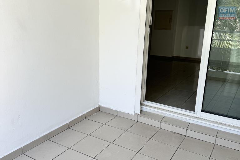 A louer ce bel appartement de type F2 sur la r&eacute;sidence INAIS &agrave; Sainte Clotilde.