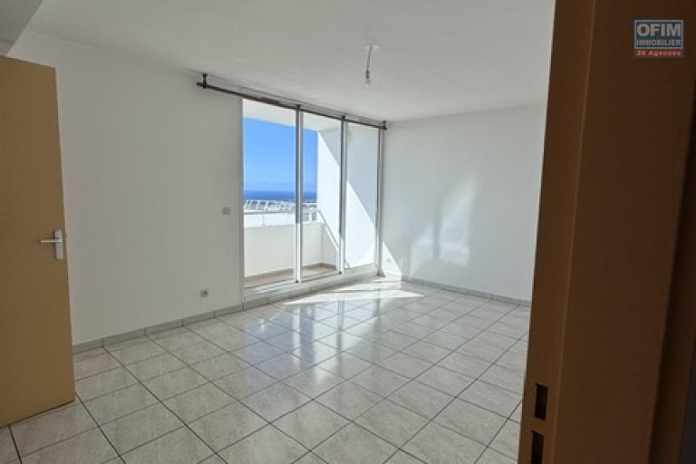 A louer ce joli appartement de type F2 sur la r&eacute;sidence GEORGES BRASSENS &agrave; Sainte Clotilde.