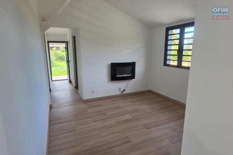 A louer villa entièrement rénovée avec grands espaces extérieurs