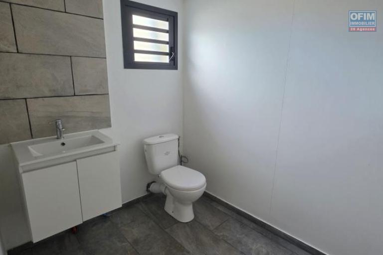 A louer villa entièrement rénovée avec grands espaces extérieurs