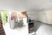 IDEAL INVESTISSEMENT OU PREMIER ACHAT - RARE A LE PORT CENTRE VILLE – MAISON TYPE T1 Bis EDIFIE SUR UNE PARCELLE DE 132 m2