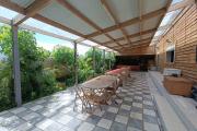 A Vendre &agrave; Sainte-Anne magnifique villa 5 chambres de 200 m2 habitables + 100 m2 de varangue