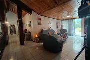 A la Chaloupe St Leu maison T 6/7 en duplex rénovée en 2018 avec une trés belle vue mer - Salon étage