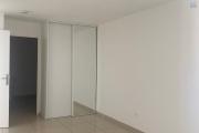 A vendre ce bel appartement de type F2 de 46,80m2 habitable sur la résidence PASSERELLE à Sainte Clotilde.