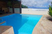 A VENDRE un ensemble de 2 appartements de type F3 avec PISCINE, JACUZZI et VUE MER à SAINT-PAUL