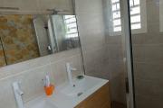 Villa T2/3 neuve en  Duplex de 84 m&sup2;  b&acirc;tie en 2025 sur un terrain 342 m&sup2; &ndash; Vue mer &ndash; Ravine des Cabris